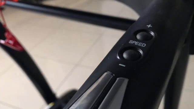 Новинка! Беговая дорожка FITFABRICA RENZO X6.