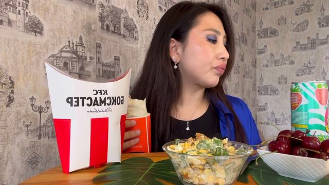 МУКБАНГ•История подписчицы и моей подруги 😱•неБаттл роллов 🌯•КФС•Вкусно и Точка•