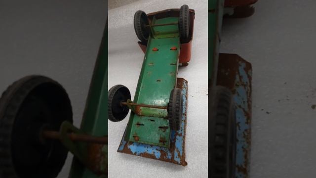 Жестяная игрушка СССР  Грузовик