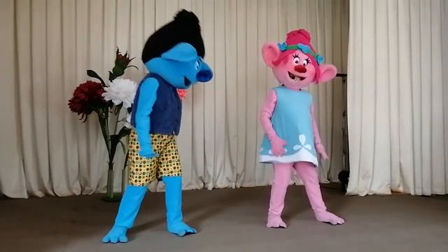 Танцминутка от сказочных персонажей