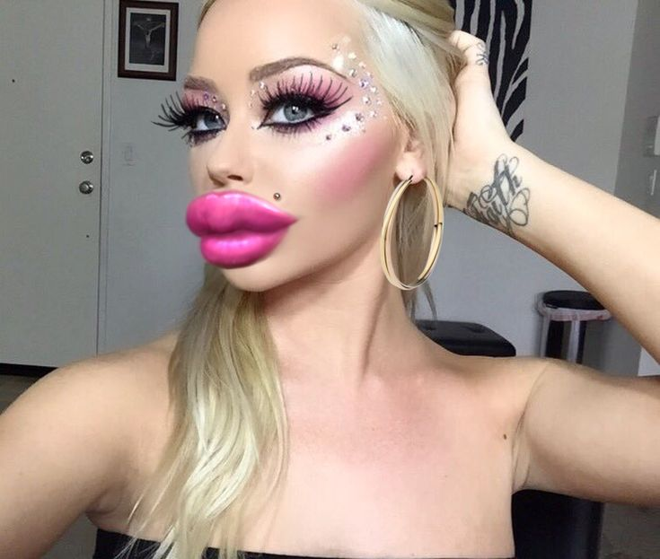 Красота страшная сила.