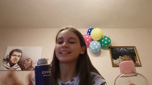 Я делаю слайм извините что выключилась камера и будут несколько частей это первая часть