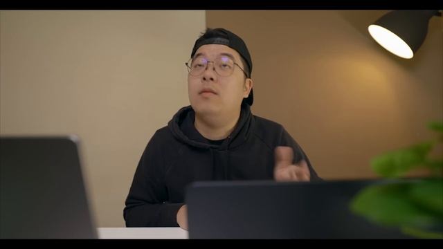 TRÊN TAY MACBOOK AIR M2 -  MÀU ĐEN BÓNG ĐÊM ?