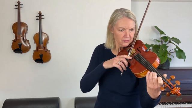 ABRSM Violin Grade 3 Scales And Arpeggios: 10. Bflat Major Scale