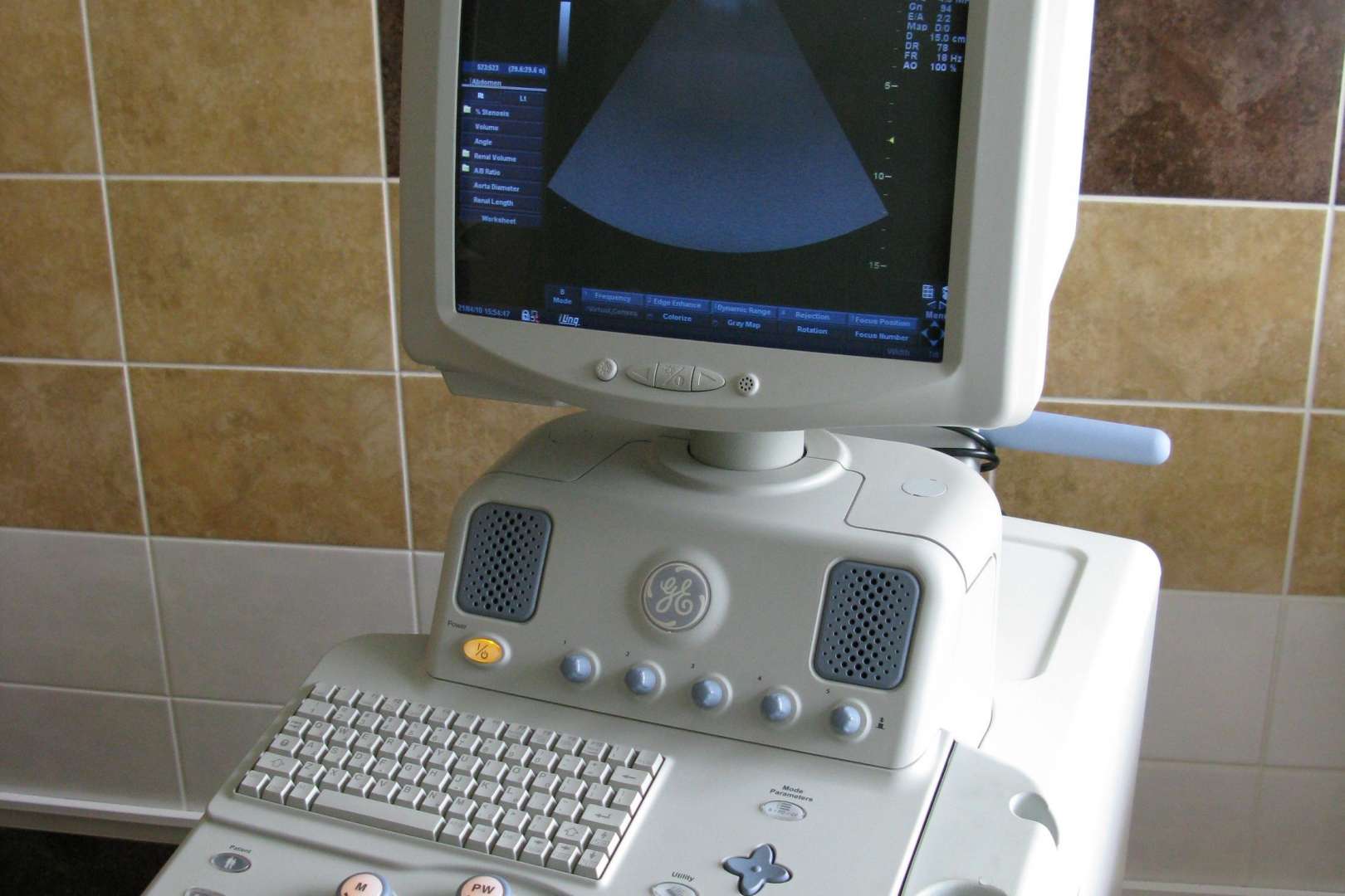 УЗИ органов брюшной полости детям.mp4