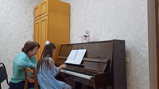 Открытый урок преподавателя МБУ ДО ДШИ №8 Саламатиной Е.Ю.