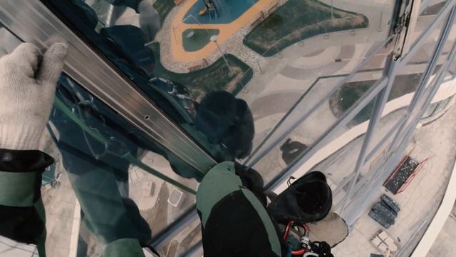 Замена стекла холодного остекления