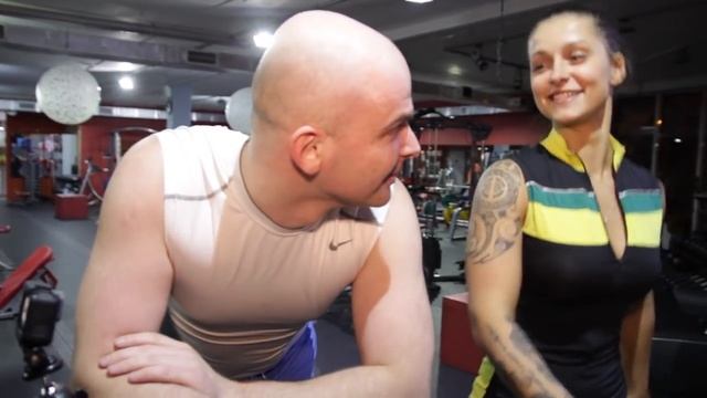 Диана в зале. Саша про ЭТО. Вопросы на первом свидании. Свидания с Дианой.