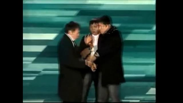 A71a4e44e6de542ed555d1abf3e2aba5