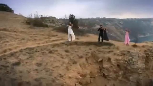 Скрипка паёт