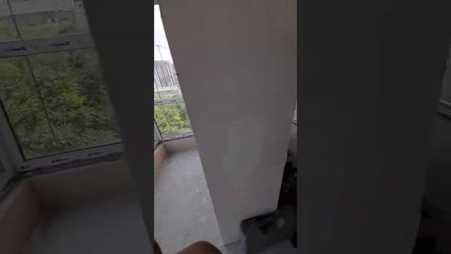 десятый день работ в новострое. штукатурка по маякам, откосы двери, армирование стен, бетонконтакт