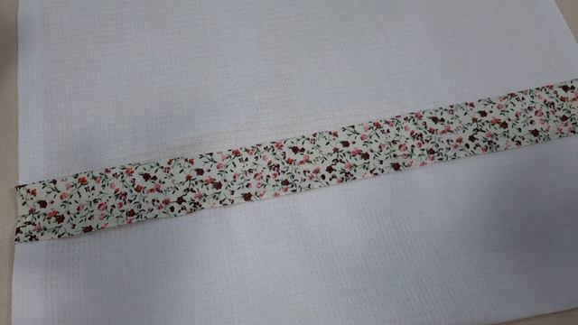 Как красиво окантовать полотенце. Способ 1.  Красивый край у полотенца. Лоскут в дело.