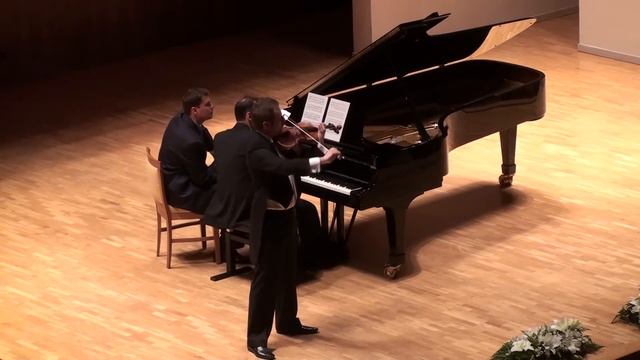 Simon Trpčeski, Kliment Todoroski - M. De Falla, F. Kreisler - Spanish Dance