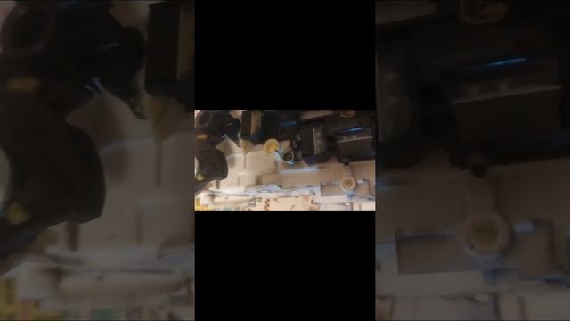 Ремонт дверей: снятие обшивки и замена ручек