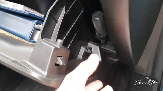 Замена фильтров Toyota и Renault