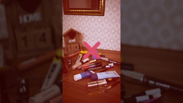 ХРАНИТЬ НЕЛЬЗЯ ВЫБРОСИТЬ. СТАВЬ ЗАПЯТУЮ ПРАВИЛЬНО