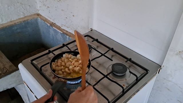 Gambas Ao Alliño (Gambas Al Ajillo)