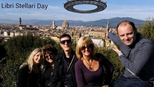 I Fratelli Stellari Annunciano L'Antologia Aliena... Racconti Umoristici E Spaziali!