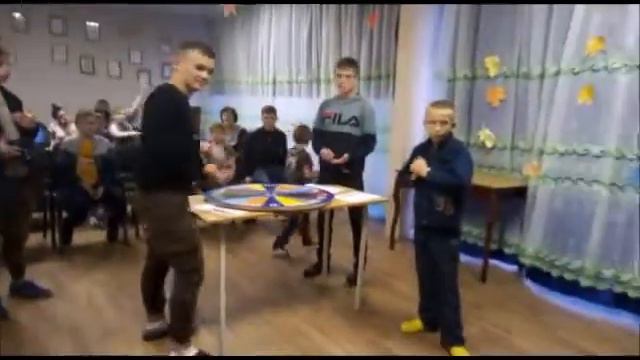 Поле чудес  КГБУ ДД 32