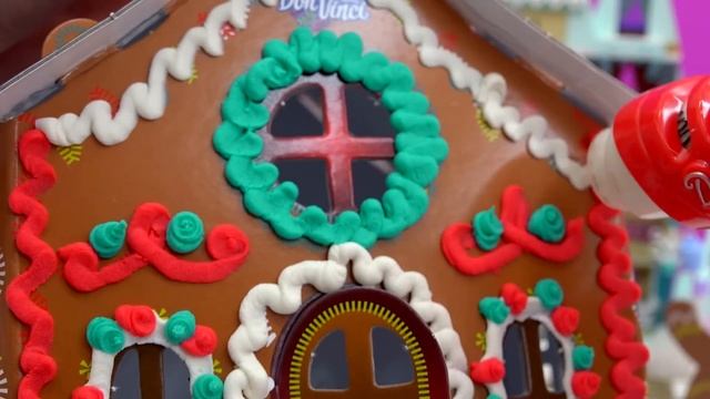 Gingerbread Christmas Holiday Craft House