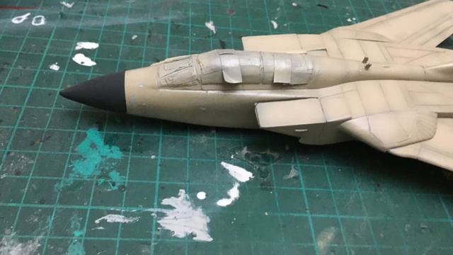 Italeri tornado 172 desert storm