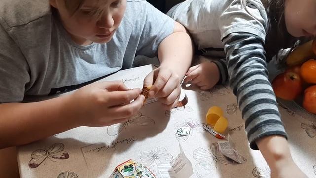 распаковка яиц 