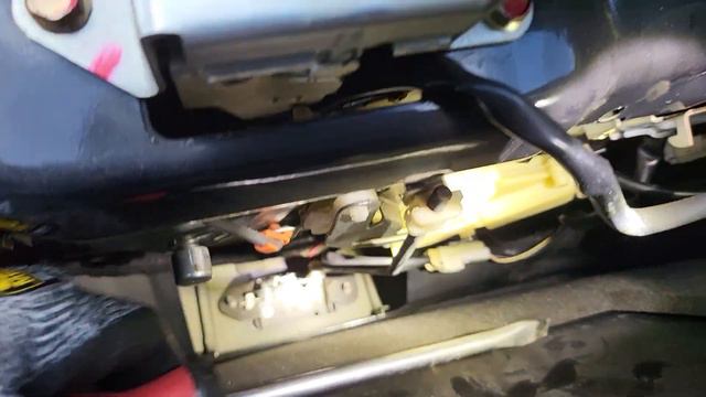 Part 2 | How To Remove Unlock Unstuck Mazda Tribute 2001 - 2007 1ST Gen Stuck Tailgate Rear Door