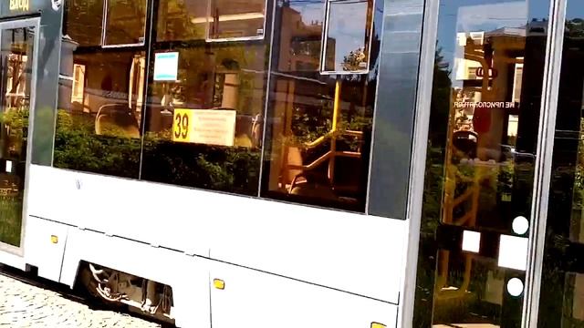 Два трамвая 7512 и 7513 в сцепке по маршруту 39 СПб