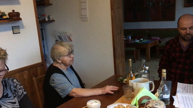 4ABD6DCC-C938-4B67-B5F7-CBA1141905DC