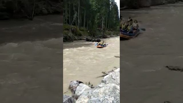 Среди праздников последнего месяца лета есть День попутного ветра, который отмечают 10 августа.