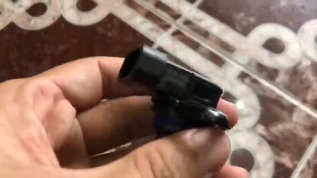 Cảm Biến Vị Trí Trục Cam Kia Carnival Sedona Hyundai Azera 393183C100 Chính Hãng