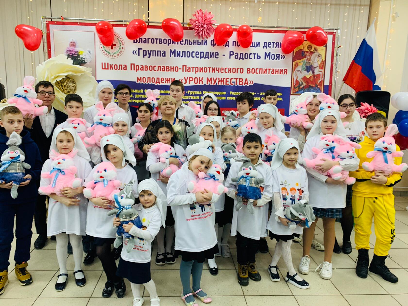 ПОЗДРАВЛЕНИЕ С НОВЫМ ГОДОМ ОТ ПОДОПЕЧНЫХ ОРГАНИЗАЦИЙ