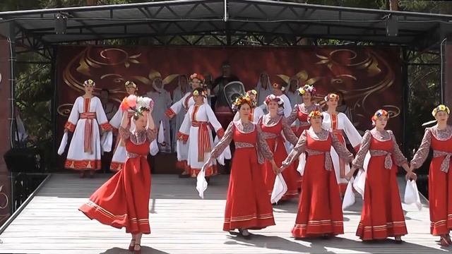 Заявка 1823221. Народный самодеятельный хореографический ансамбль Берёзка.