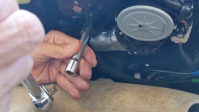 How to Replace Trunk Lock Actuator on Lexus LS 460  2007 Lexus LS 460 Trunk Lock Actuator Fix