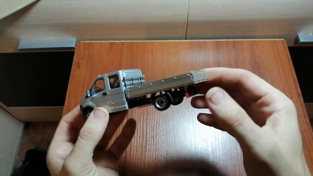 Новая модель. Газель Next 1/43. Распаковка. Про машинки.