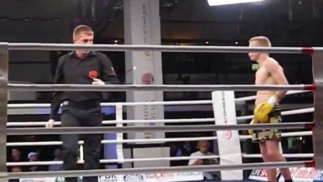 Artem Akimov (Russia, Orel) Vs Ivan Vinikov (Russia, Moscow)