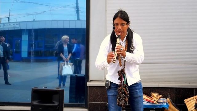 Музыка индейцев. Индеец Инти. Пакарина.  