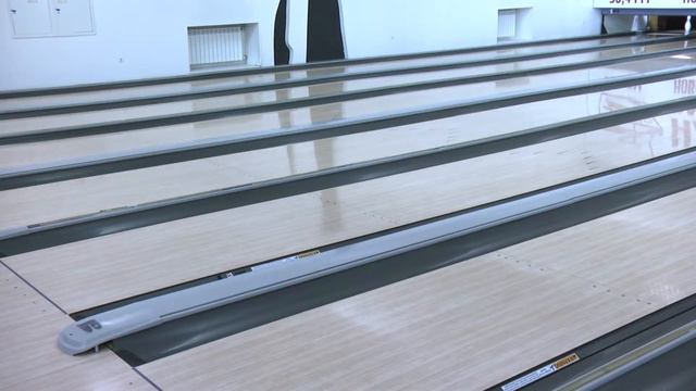 20.05.17 Тогучинские подростки сыграли в боулинг с депутатами