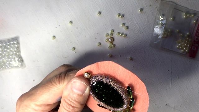 Мастер-класс??? Как сделать брошь своими руками?Из бисера? Beads Brooch Tutorial.