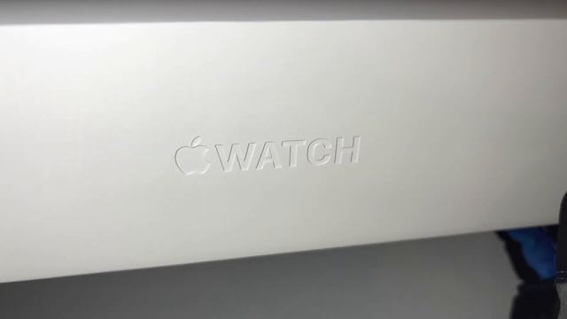 Apple Watch Series 7 45mm Gold Milanese Loop Band