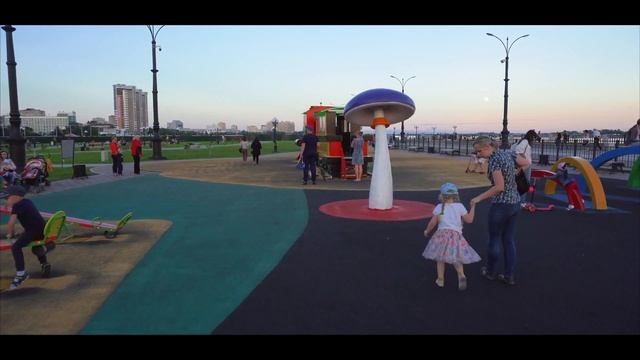 Прогулка по набережной Благовещенска на границе с Китаем