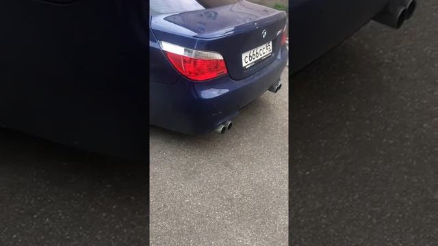 М5 Е60