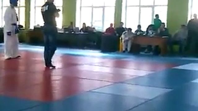 бой с коментированием узбека