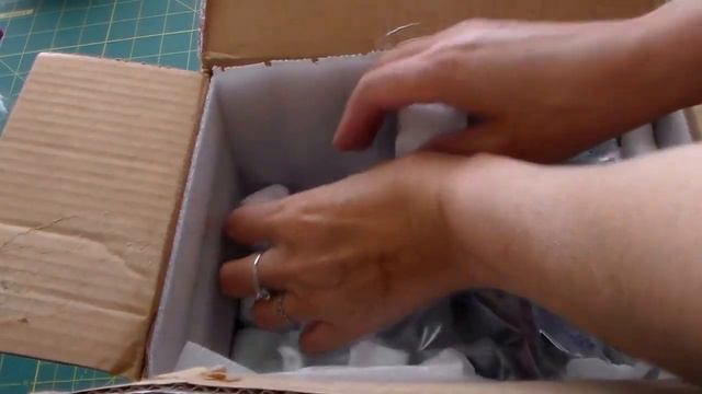 Посылка с фиалками от Маши.Package With Violets From Masha