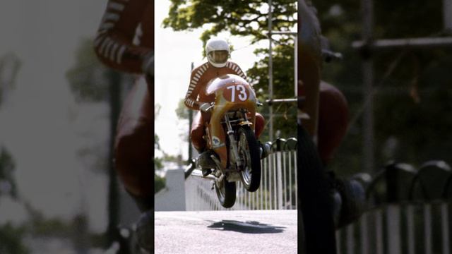 5d332e6dd7a75e5d3cf8bdbe92ddb148