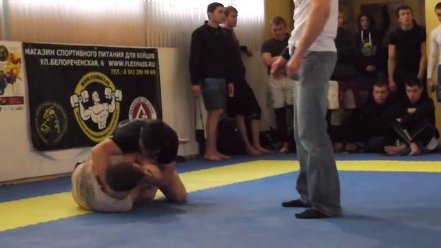Ekaterinburg BJJ Open (No Gi)» по правилам IBJJF   22 декабря 2013 года.1