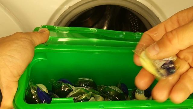 Experiment - Overfilled With Ariel PODS - Washing Machine - Centrifuge