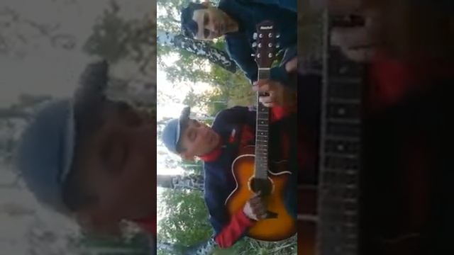 Песни под гитару Дуй осенний ветер я с тобой не спорю.