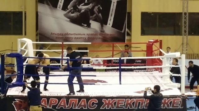 Нурбек VS Есен. Чемпионат Атырауской области по смешанным боям ММА