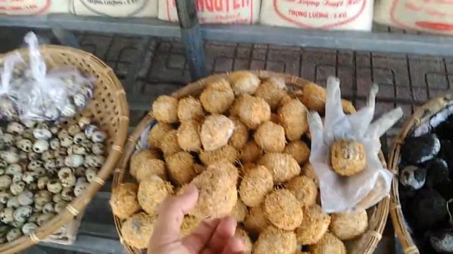 Черные яйца/Нячанг//Вьетнам 75